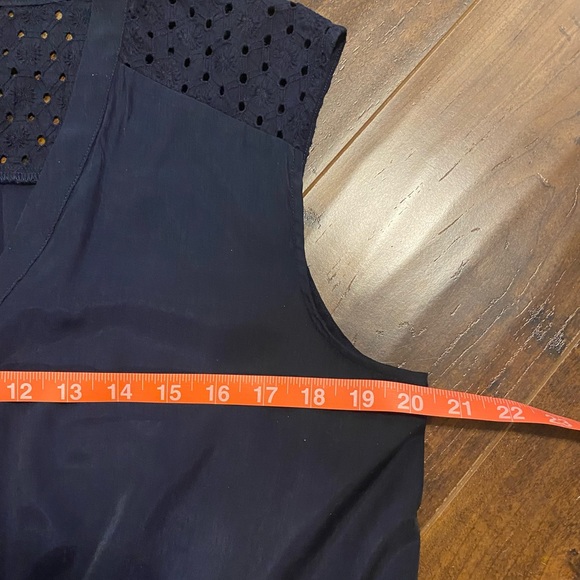 Joe Fresh sleeveless blouse in navy - Picture 4 of 6